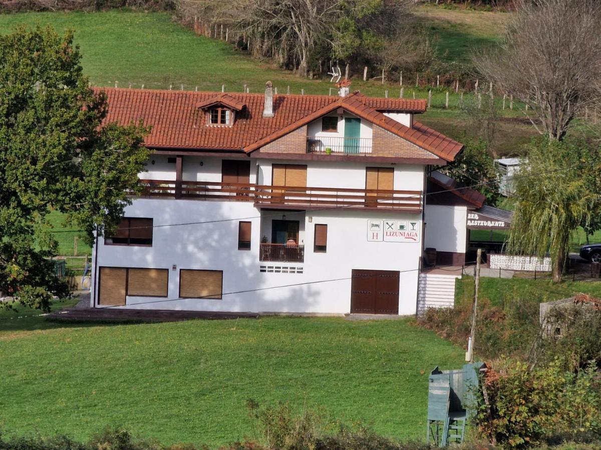 Hostal Lizuniaga Bera  Extérieur photo