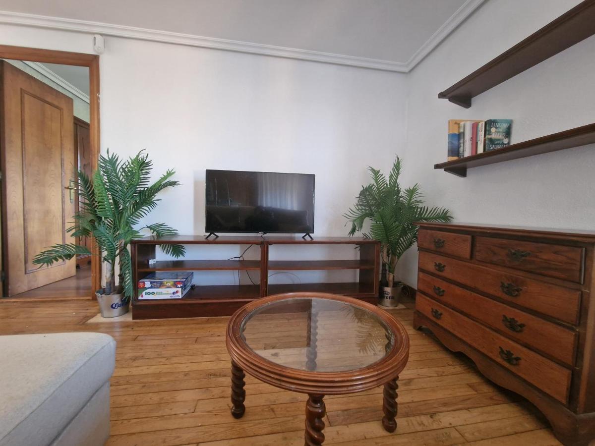 Hostal Lizuniaga Bera  Extérieur photo