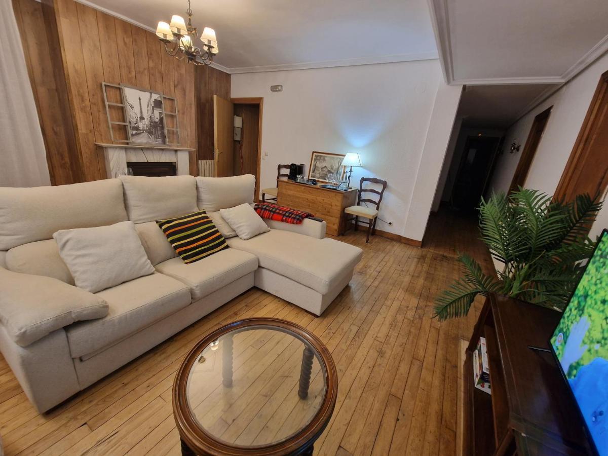 Hostal Lizuniaga Bera  Extérieur photo